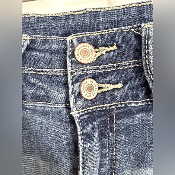 Kancan Mid Rise Skinny Distressed Jeans With A Double Button Closure Size 26 - Picture 5 of 11